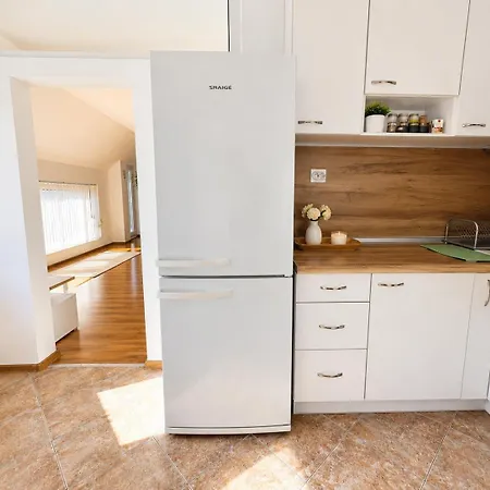 1br Ap With Location & Big Balcony Апартаменти Варна